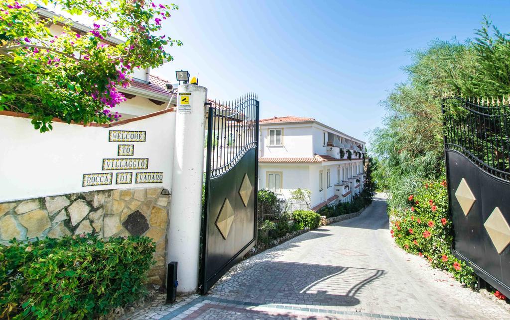 Hotel Resort Rocca Di Vadaro Capo Vaticano Exterior foto